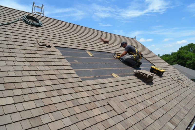 Wood Shingles Repair in Lafayette, CO